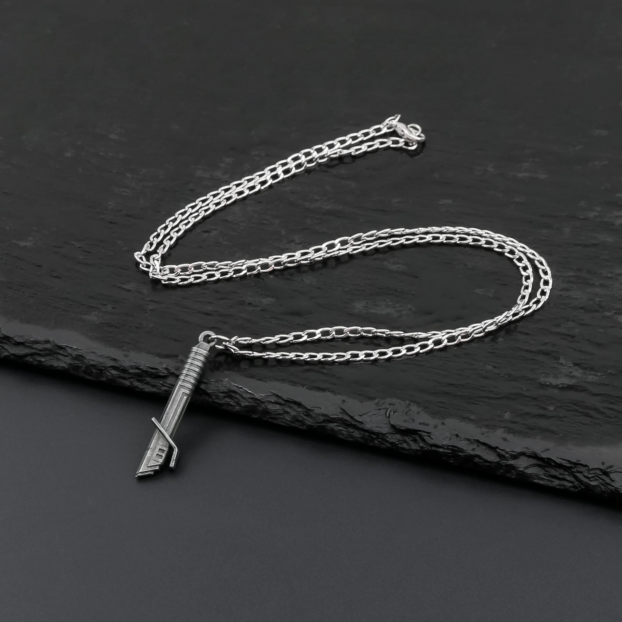 Saber necklace - Image 8